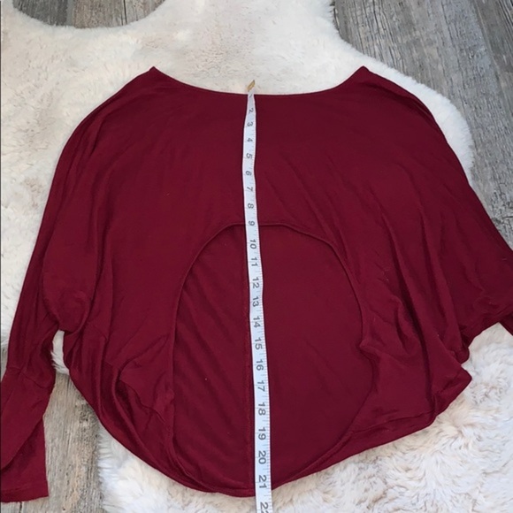 78 OversiZed Crop Top - Picture 3 of 5